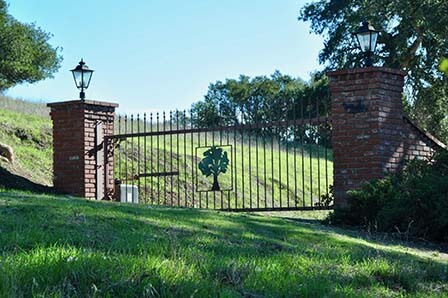 3 of the Most Popular Types of Automatic Gates for Your Home